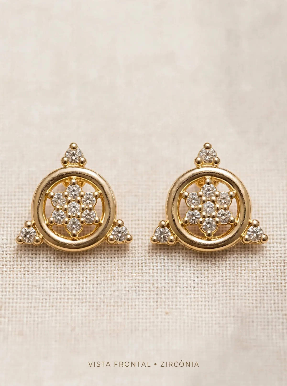 Brinco medalhão com 3 pontas de zirconia (P) — GLANZ Semi Joias