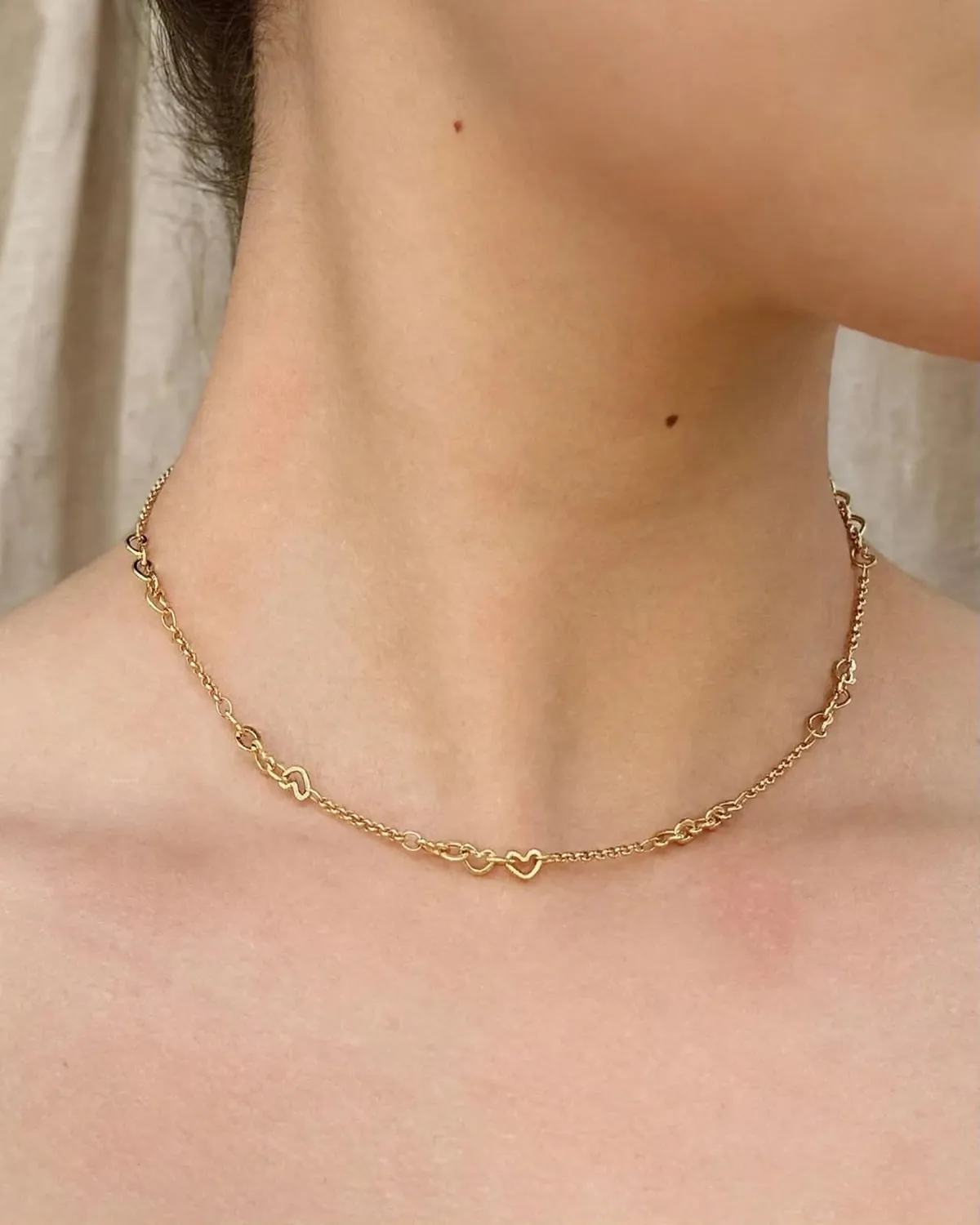 Choker Corações Vazados — GLANZ Semi Joias