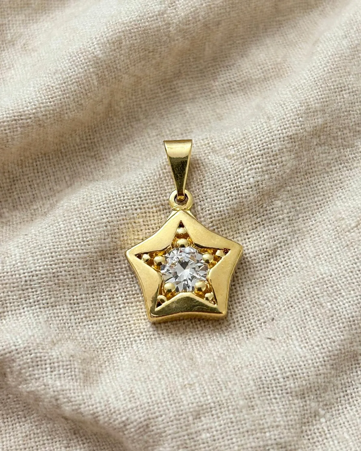 Pingente Estrela Estilizado Solitário — GLANZ Semi Joias